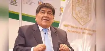 Congreso presenta moción de censura contra ministro de Energía y Minas, Rómulo Mucho Congreso presenta moción de censura contra ministro de Energía y Minas, Rómulo Mucho