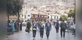 Turistas extranjeros gastan US$500 en promedio Turistas extranjeros gastan US$500 en promedio