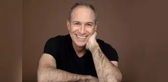 'Sube a mi nube': actor Javier Delgiudice, será un alto ejecutivo de TV en esperada película 'Sube a mi nube': actor Javier Delgiudice, será un alto ejecutivo de TV en esperada película