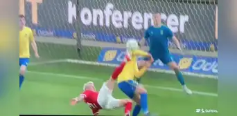 ¡Golazo de chalaca de Sonne! El 'Vikingo' se lució con sensacional tanto en la Superliga danesa ¡Golazo de chalaca de Sonne! El 'Vikingo' se lució con sensacional tanto en la Superliga danesa