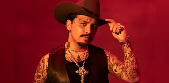 Christian Nodal y la increíble transformación en su rostro: usuarios lo comparan con Johnny Depp Christian Nodal y la increíble transformación en su rostro: usuarios lo comparan con Johnny Depp