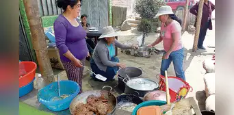 Ollas comunes solicitan más recursos para cubrir alimentación de los pobres Ollas comunes solicitan más recursos para cubrir alimentación de los pobres