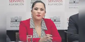 Congreso blinda a Digna Calle y manda al archivo dos denuncias constitucionales Congreso blinda a Digna Calle y manda al archivo dos denuncias constitucionales