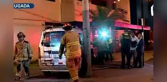 Accidente en San Isidro: conductor pierde el control y choca con centro médico Accidente en San Isidro: conductor pierde el control y choca con centro médico