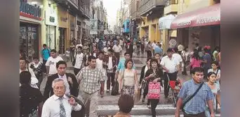 Al 76% de los peruanos no le alcanza el dinero para el mes Al 76% de los peruanos no le alcanza el dinero para el mes