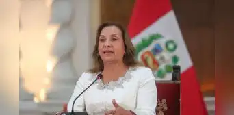 Dina Boluarte asegura que Oscorima le dijo: "Eres presidenta y debes usar relojes bonitos" Dina Boluarte asegura que Oscorima le dijo: "Eres presidenta y debes usar relojes bonitos"