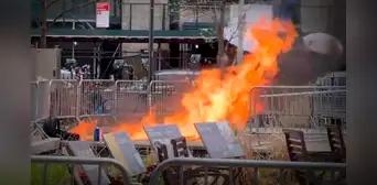 Hombre se prende fuego frente al tribunal donde Donald Trump es juzgado en Nueva York Hombre se prende fuego frente al tribunal donde Donald Trump es juzgado en Nueva York