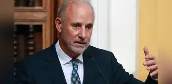 Canciller tras levantar requerimiento de visa a mexicanos: "Fue para no afectar el turismo" Canciller tras levantar requerimiento de visa a mexicanos: "Fue para no afectar el turismo"