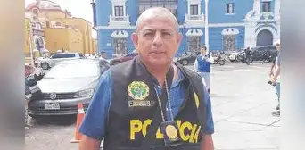Banda criminal amenaza de muerte al coronel Revoredo Banda criminal amenaza de muerte al coronel Revoredo