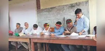 Líderes wampis entregan a la justicia a mineros ilegales y policías retenidos Líderes wampis entregan a la justicia a mineros ilegales y policías retenidos