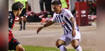 Alianza Lima perdió 1-0 ante Melgar en Arequipa y quedó muy complicado en el Apertura Alianza Lima perdió 1-0 ante Melgar en Arequipa y quedó muy complicado en el Apertura