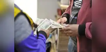 Tipo de cambio: dólar cierra a la baja en S/3,7340 este lunes 29 de abril Tipo de cambio: dólar cierra a la baja en S/3,7340 este lunes 29 de abril