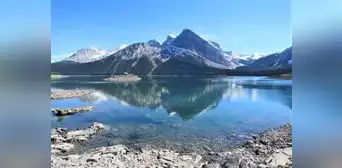 Supera al Victoria y Titicaca: El segundo lago más grande del mundo está en América con 82.414 km²