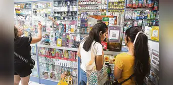 Peruanos gastan casi S/1.500 al año en medicamentos Peruanos gastan casi S/1.500 al año en medicamentos