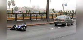 Vía Evitamiento: accidente de tránsito deja 1 fallecido a metros del puente Trujillo Vía Evitamiento: accidente de tránsito deja 1 fallecido a metros del puente Trujillo