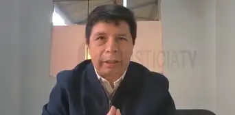 Pedro Castillo pidió al Congreso pensión vitalicia: iniciativa fue rechazada, pero su defensa apeló Pedro Castillo pidió al Congreso pensión vitalicia: iniciativa fue rechazada, pero su defensa apeló