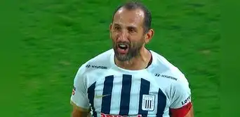 Hernán Barcos anotó su primer gol en Libertadores y puso el 1-1 de Alianza ante Cerro Porteño Hernán Barcos anotó su primer gol en Libertadores y puso el 1-1 de Alianza ante Cerro Porteño
