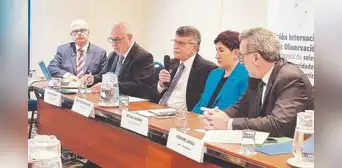 Piden a OEA que aplique la Carta Democrática al Perú Piden a OEA que aplique la Carta Democrática al Perú