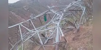Ya van 15: vuelan otra torre eléctrica en mina Poderosa Ya van 15: vuelan otra torre eléctrica en mina Poderosa