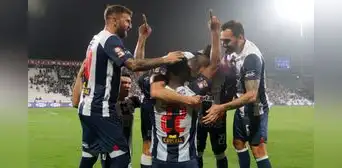 Logró el bicampeonato con Alianza Lima, no le renovaron y ahora la rompe en Europa Logró el bicampeonato con Alianza Lima, no le renovaron y ahora la rompe en Europa