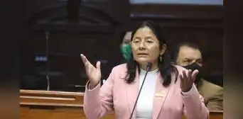 Comisión de Ética aprueba denuncia contra Isabel Cortez por promocionar su partido con recursos del Estado Comisión de Ética aprueba denuncia contra Isabel Cortez por promocionar su partido con recursos del Estado