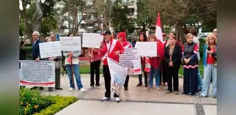 Juntas vecinales de Lima marchan contra "malas prácticas" de constructoras y el Ministerio de Vivienda Juntas vecinales de Lima marchan contra "malas prácticas" de constructoras y el Ministerio de Vivienda