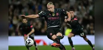 Manchester City ganó 2-0 al Tottenham y quedó a un paso de ser campeón en la Premier League Manchester City ganó 2-0 al Tottenham y quedó a un paso de ser campeón en la Premier League