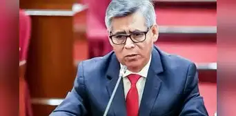Pedro Cartolín no alcanza los votos para el ser el nuevo contralor general de la República Pedro Cartolín no alcanza los votos para el ser el nuevo contralor general de la República