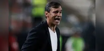 Fabián Bustos y su amargo lamento por la eliminación de Universitario: "Se pierde injustamente" Fabián Bustos y su amargo lamento por la eliminación de Universitario: "Se pierde injustamente"