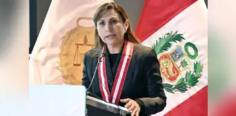 Delia Espinoza presenta una segunda denuncia constitucional contra Patricia Benavides Delia Espinoza presenta una segunda denuncia constitucional contra Patricia Benavides