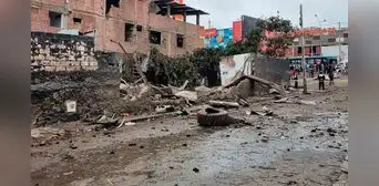 Trabajador fallecido en explosión de grifo en VMT controló fuga en enero de 2024: "Tuvo que subirse a una cisterna" Trabajador fallecido en explosión de grifo en VMT controló fuga en enero de 2024: "Tuvo que subirse a una cisterna"