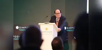 Inversión minera crecerá 7,8% este año, estima Julio Velarde Inversión minera crecerá 7,8% este año, estima Julio Velarde