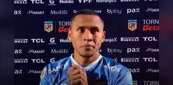 El incómodo momento que vivió Bryan Reyna durante entrevista tras anotar 2 goles con Belgrano El incómodo momento que vivió Bryan Reyna durante entrevista tras anotar 2 goles con Belgrano