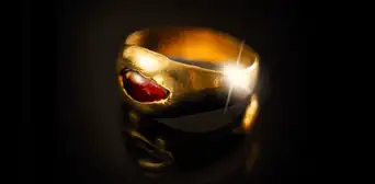 Descubren anillo de oro con más de 2.300 años de antigüedad en Jerusalén, datan del periodo helenístico Descubren anillo de oro con más de 2.300 años de antigüedad en Jerusalén, datan del periodo helenístico
