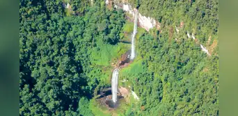 La tercera cascada más alta del mundo está en Perú: tiene casi 1km de caída y aguas cristalinas La tercera cascada más alta del mundo está en Perú: tiene casi 1km de caída y aguas cristalinas