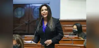 Patricia Chirinos pidió 8 licencias y viajó en semanas de representación Patricia Chirinos pidió 8 licencias y viajó en semanas de representación