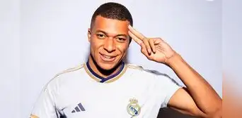 Kylian Mbappé ficha por el Real Madrid y se convierte en el jugador mejor pagado de LaLiga Kylian Mbappé ficha por el Real Madrid y se convierte en el jugador mejor pagado de LaLiga