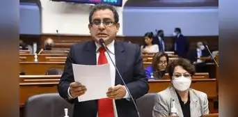 Poder Judicial sentencia a congresista Luis Picón por el delito de negociación incompatible