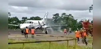 Avioneta casi se incendia en Loreto: pasajeros evacuaron de emergencia por falla eléctrica Avioneta casi se incendia en Loreto: pasajeros evacuaron de emergencia por falla eléctrica