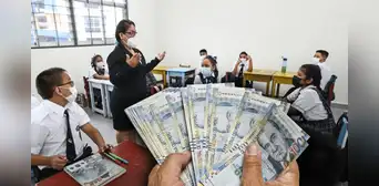 Descubre cómo acceder al Bono atracción docente este 2024: debes cumplir estos requisitos Descubre cómo acceder al Bono atracción docente este 2024: debes cumplir estos requisitos