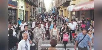 CCL: Más de la mitad de la clase media es informal CCL: Más de la mitad de la clase media es informal