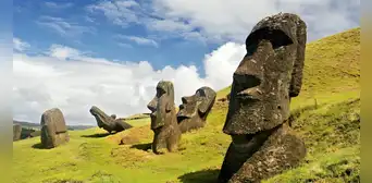 La única isla 'triangular' del mundo que pertenece a Sudamérica pero está en otro continente La única isla 'triangular' del mundo que pertenece a Sudamérica pero está en otro continente