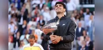 Carlos Alcaraz se consagró campeón del Roland Garros