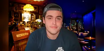 Alex Eisler, el estudiante de Estados Unidos que ganó más de 100.000 dólares revendiendo reservas de restaurantes Alex Eisler, el estudiante de Estados Unidos que ganó más de 100.000 dólares revendiendo reservas de restaurantes