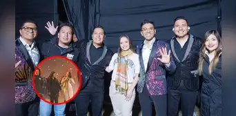 Integrantes de ‘Corazón Serrano’ sorprenden a fans del ‘Grupo 5’ al compartir escenario en show Integrantes de ‘Corazón Serrano’ sorprenden a fans del ‘Grupo 5’ al compartir escenario en show