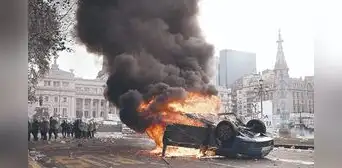 Masivas manifestaciones contra ley libertaria del Gobierno de Milei