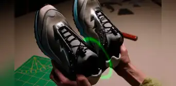 Samsung estrena zapatillas con las que se podrán realizar llamadas a través de los pies