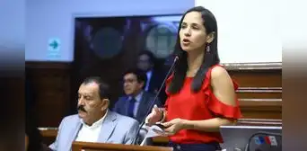 Sigrid Bazán: Con el proyecto de Fuerza Popular Gringasho y la Gata van a poder postular Sigrid Bazán: Con el proyecto de Fuerza Popular Gringasho y la Gata van a poder postular