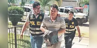 Caen alcalde de Masisea y un policía por corrupción Caen alcalde de Masisea y un policía por corrupción