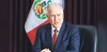 López Chau considera que vivimos en una dictadura: “No cabe duda, se llama tiranía electiva”